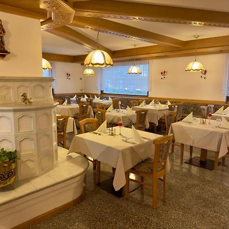 Hotel Sella Ronda Serenella Campitello di Fassa Extérieur photo