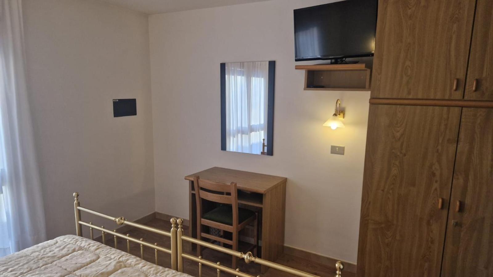 Hotel Sella Ronda Serenella Campitello di Fassa Extérieur photo